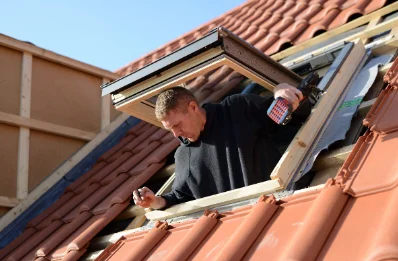 Pose de fenêtres de toit Velux à Chambon